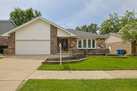 1213 Hawkins Avenue, Downers Grove, IL 60516 - #: 12675069