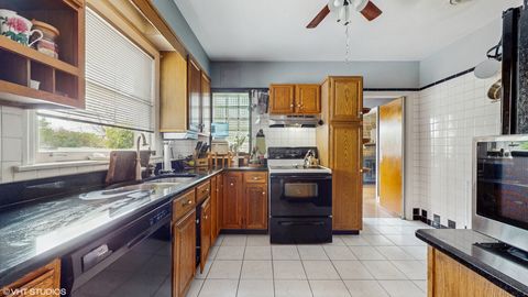 Tiny photo for 816 Rosedale Terrace, Crete, IL 60417 (MLS # 12592215)