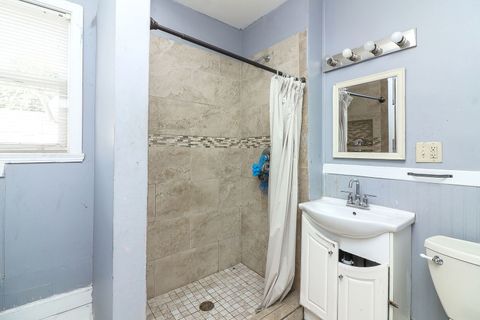 Tiny photo for 450 N Union Street, Aurora, IL 60505 (MLS # 12488962)