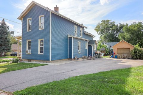 Tiny photo for 450 N Union Street, Aurora, IL 60505 (MLS # 12488962)