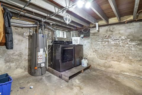 Tiny photo for 450 N Union Street, Aurora, IL 60505 (MLS # 12488962)