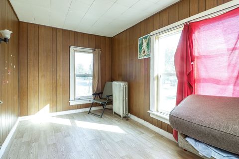 Tiny photo for 450 N Union Street, Aurora, IL 60505 (MLS # 12488962)