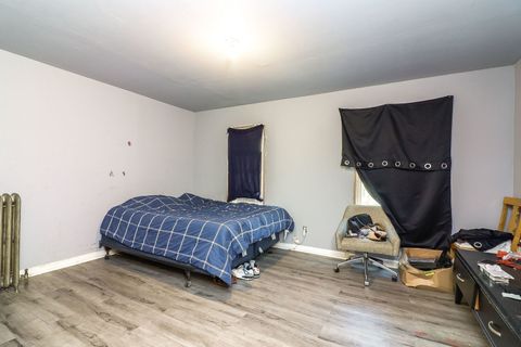 Tiny photo for 450 N Union Street, Aurora, IL 60505 (MLS # 12488962)