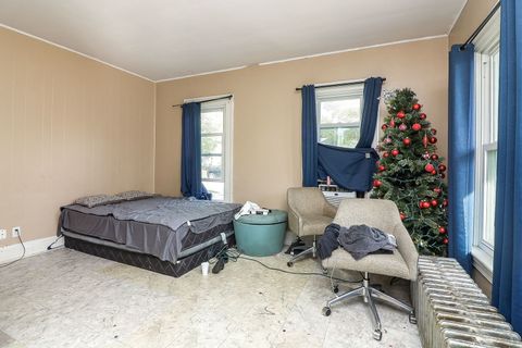 Tiny photo for 450 N Union Street, Aurora, IL 60505 (MLS # 12488962)