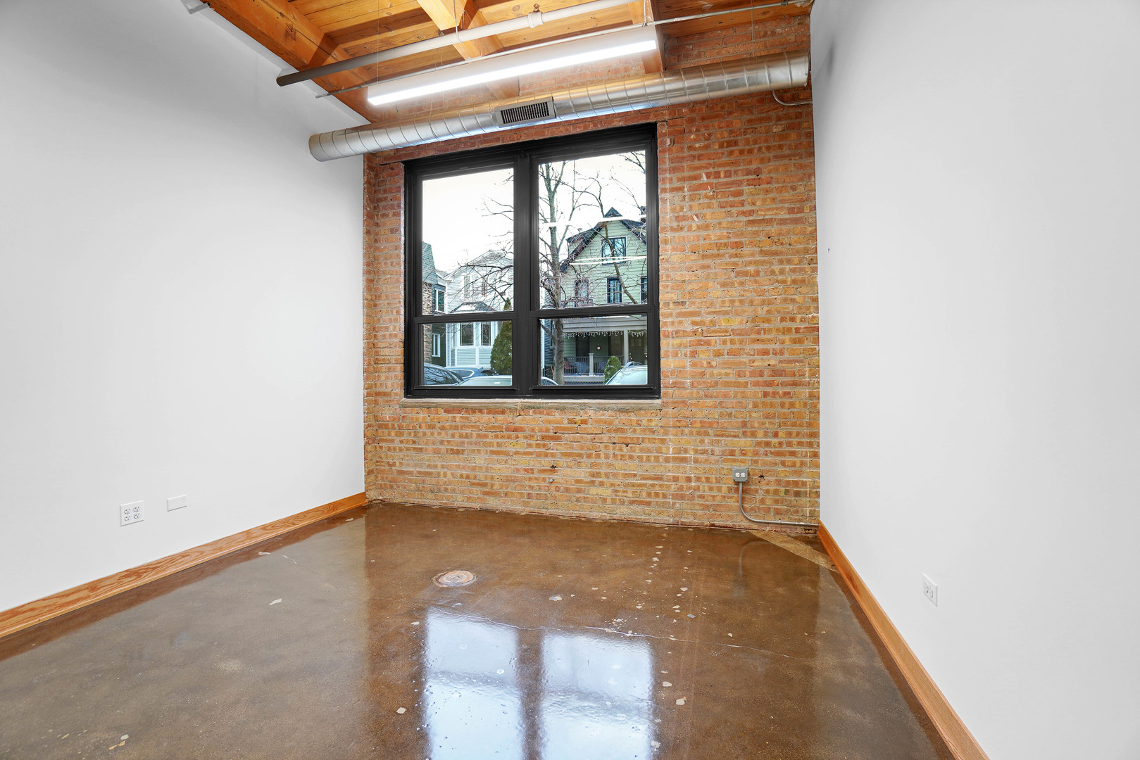 1806 W Cuyler Avenue 101