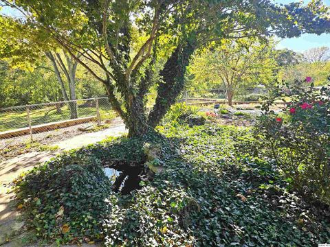 Tiny photo for 2131 Sunnybrook Drive W Dr, Quincy, IL 62301 (MLS # 12503543)