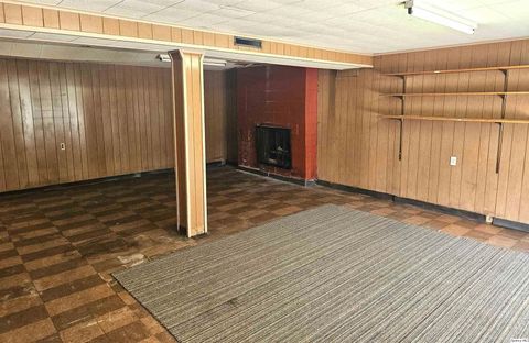 Tiny photo for 2131 Sunnybrook Drive W Dr, Quincy, IL 62301 (MLS # 12503543)