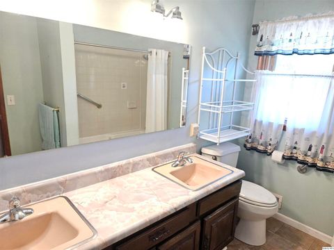 Tiny photo for 2131 Sunnybrook Drive W Dr, Quincy, IL 62301 (MLS # 12503543)