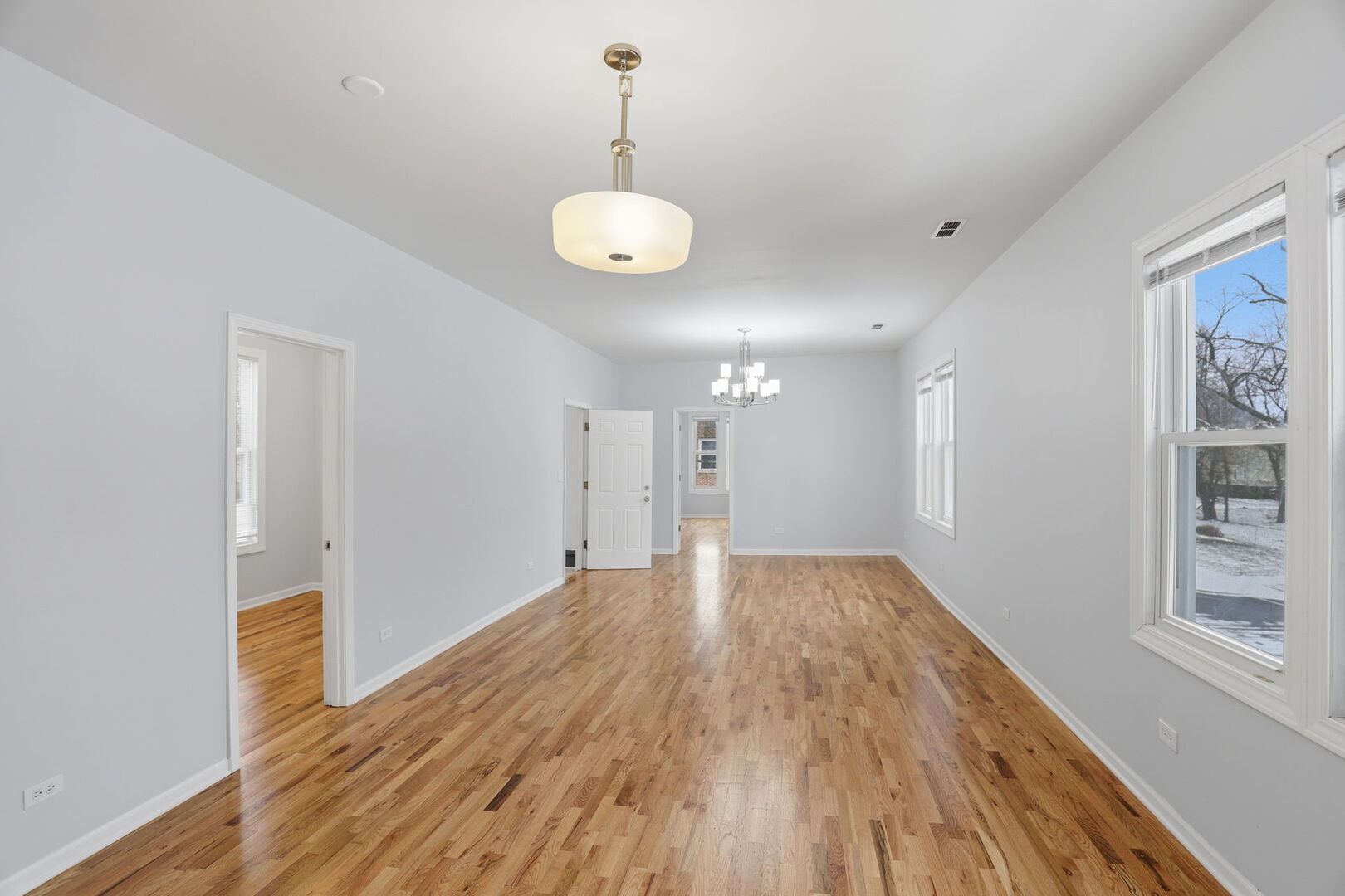 5256 S Carpenter Street