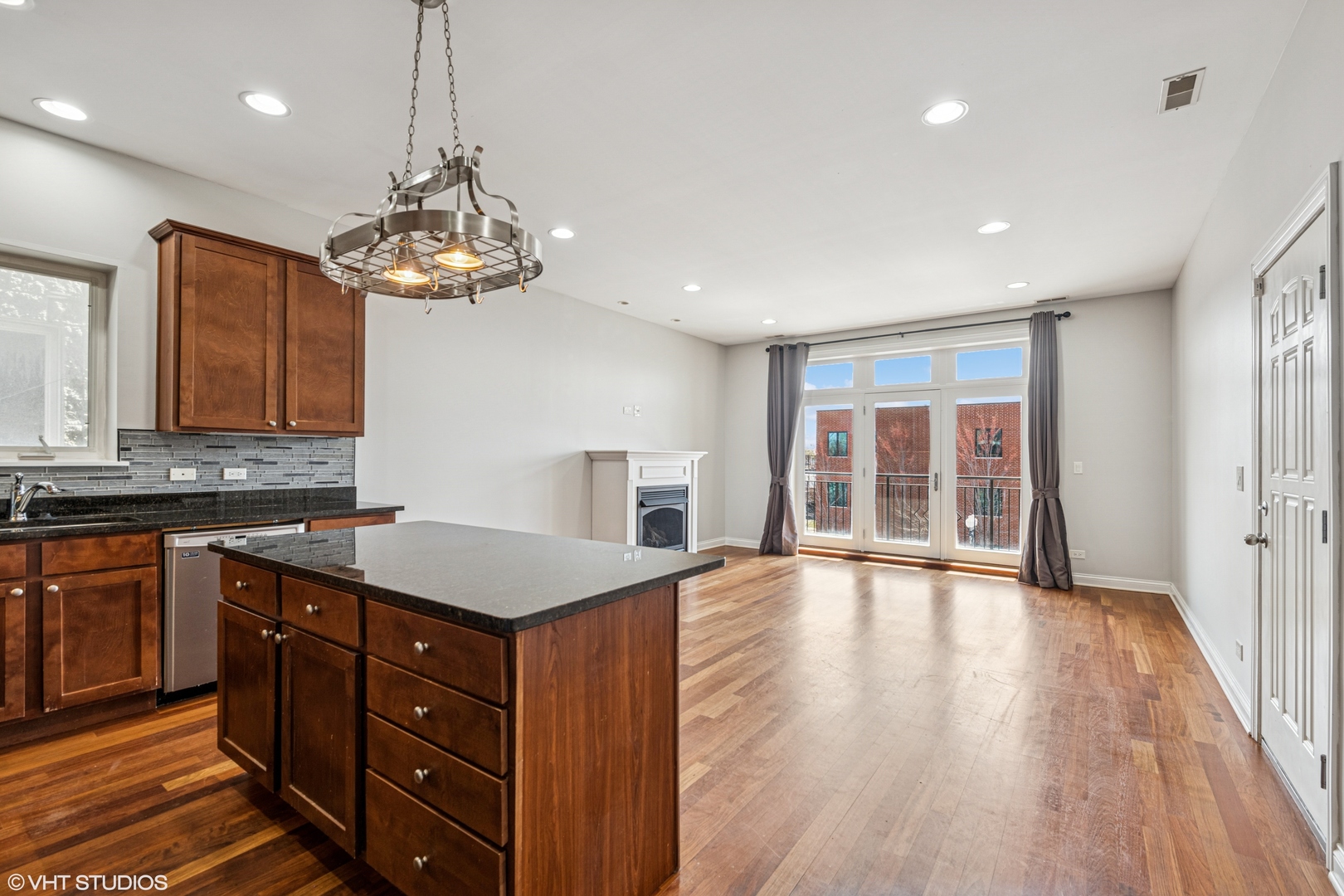 7170 W Grand Avenue 3E