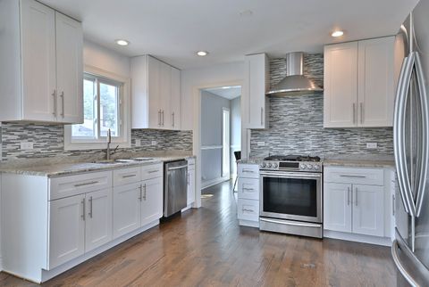 Tiny photo for 7701 Lake Street, Morton Grove, IL 60053 (MLS # 12463694)