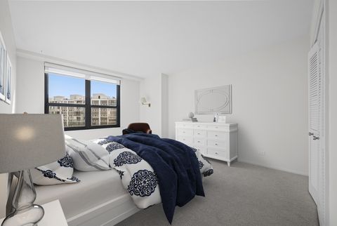 Tiny photo for 1616 Sheridan Road #8F, Wilmette, IL 60091 (MLS # 12577075)