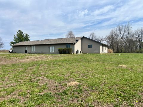 Tiny photo for 233 Dunivan Road, Murphysboro, IL 62966 (MLS # 12602679)