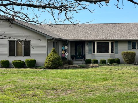 Tiny photo for 233 Dunivan Road, Murphysboro, IL 62966 (MLS # 12602679)