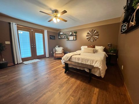 Tiny photo for 233 Dunivan Road, Murphysboro, IL 62966 (MLS # 12602679)