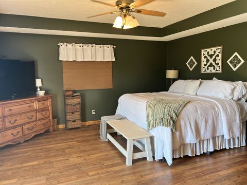 Tiny photo for 233 Dunivan Road, Murphysboro, IL 62966 (MLS # 12602679)