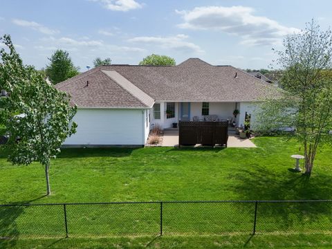 Tiny photo for 1106 Daybreak Drive, Marion, IL 62959 (MLS # 12617669)