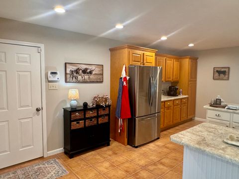 Tiny photo for 1106 Daybreak Drive, Marion, IL 62959 (MLS # 12617669)