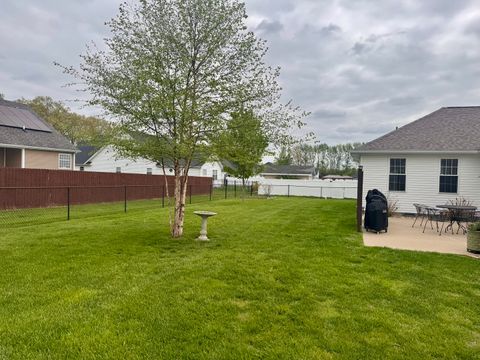 Tiny photo for 1106 Daybreak Drive, Marion, IL 62959 (MLS # 12617669)