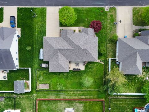 Tiny photo for 1106 Daybreak Drive, Marion, IL 62959 (MLS # 12617669)