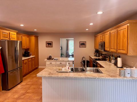 Tiny photo for 1106 Daybreak Drive, Marion, IL 62959 (MLS # 12617669)