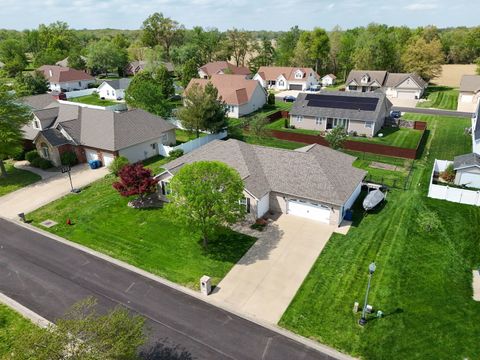 Tiny photo for 1106 Daybreak Drive, Marion, IL 62959 (MLS # 12617669)