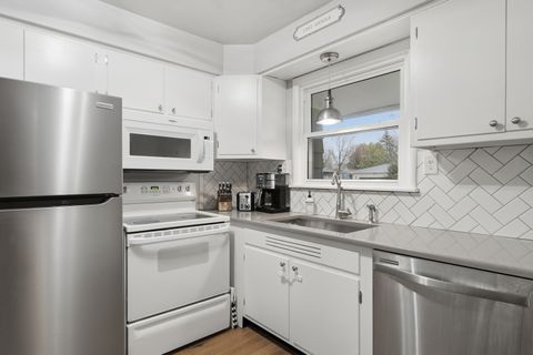 Tiny photo for 613 Garden Walk WALK, Dixon, IL 61021 (MLS # 12652587)