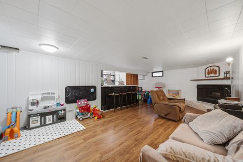 Tiny photo for 613 Garden Walk WALK, Dixon, IL 61021 (MLS # 12652587)