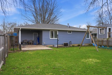 Tiny photo for 613 Garden Walk WALK, Dixon, IL 61021 (MLS # 12652587)