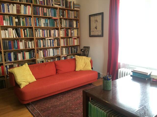 1459 W Elmdale Avenue 3