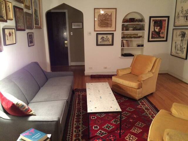 1459 W Elmdale Avenue 3