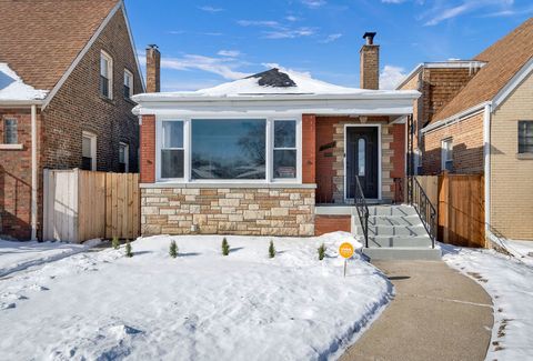 Photo of 7944 S Talman Avenue, Chicago, IL 60652 (MLS # 12557727)