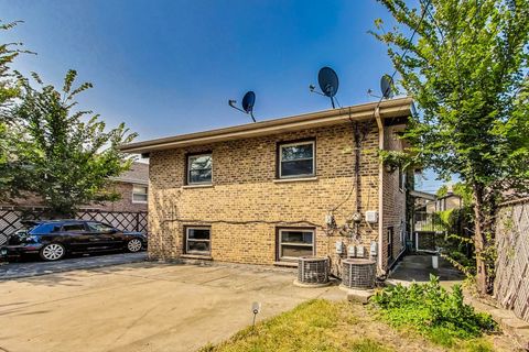 A home in Oak Lawn