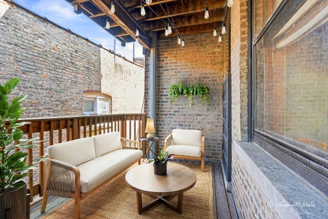Tiny photo for 1334 W Birchwood Avenue #2, Chicago, IL 60626 (MLS # 12724300)