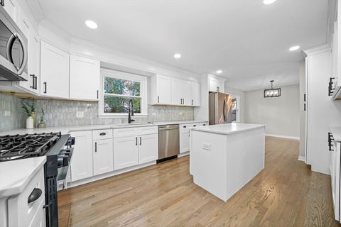 Tiny photo for 1404 S Birch Drive, Mount Prospect, IL 60056 (MLS # 12518424)