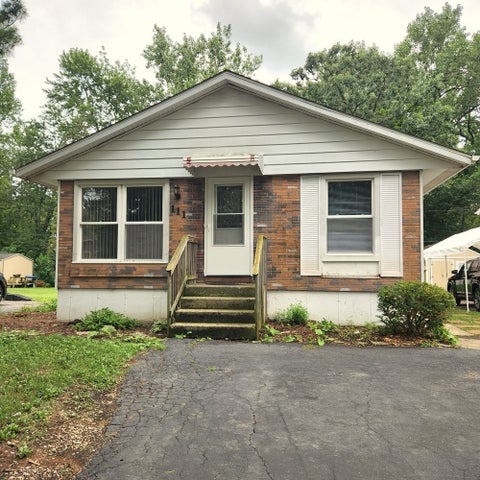 Photo of 111 WOODLAND Drive, Round Lake Beach, IL 60073 (MLS # 12722968)