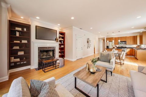 Tiny photo for 4239 N Keystone Avenue #3S, Chicago, IL 60641 (MLS # 12492538)