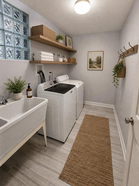 Tiny photo for 6016 N Ionia Avenue, Chicago, IL 60646 (MLS # 12677313)