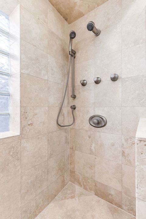 Tiny photo for 3418 N Ashland Avenue #4N, Chicago, IL 60657 (MLS # 12546771)