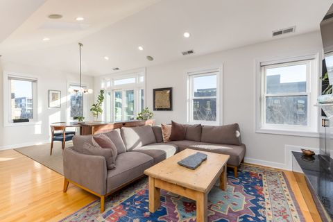 Tiny photo for 3418 N Ashland Avenue #4N, Chicago, IL 60657 (MLS # 12546771)