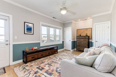 Tiny photo for 3418 N Ashland Avenue #4N, Chicago, IL 60657 (MLS # 12546771)