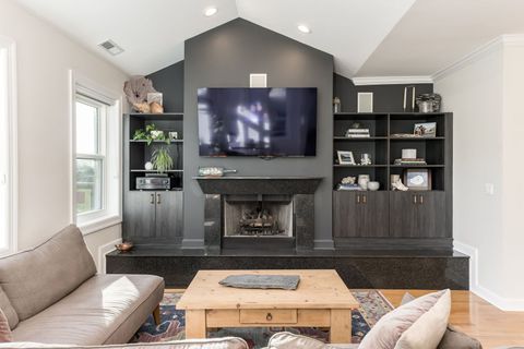 Tiny photo for 3418 N Ashland Avenue #4N, Chicago, IL 60657 (MLS # 12546771)