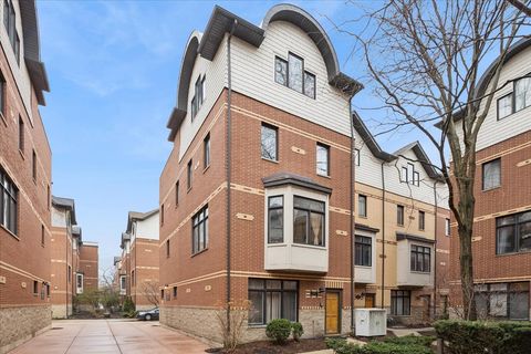 Photo of 1026 Baldwin Lane, Oak Park, IL 60302 (MLS # 12610013)