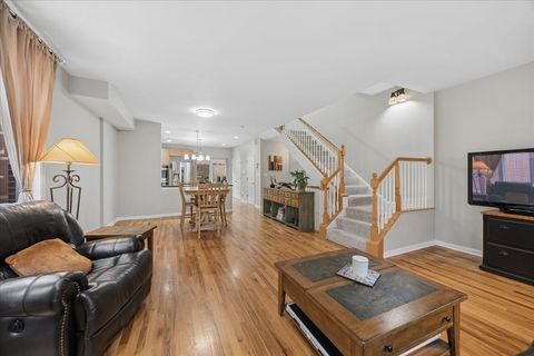 Tiny photo for 1026 Baldwin Lane, Oak Park, IL 60302 (MLS # 12610013)