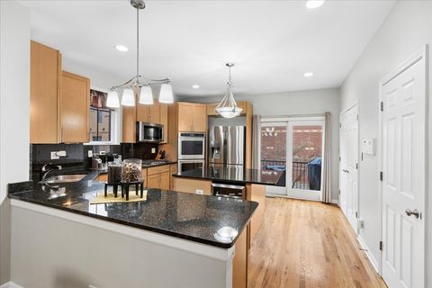 Tiny photo for 1026 Baldwin Lane, Oak Park, IL 60302 (MLS # 12610013)