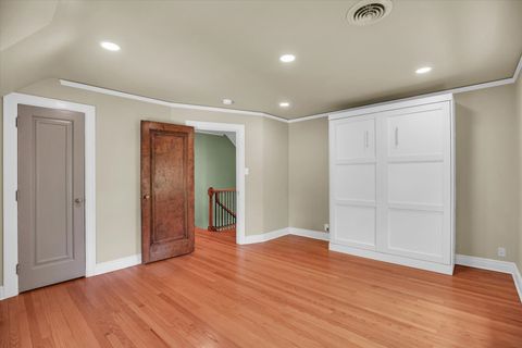 Tiny photo for 610 W Ohio Street, Urbana, IL 61801 (MLS # 12489167)