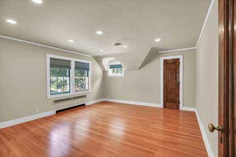 Tiny photo for 610 W Ohio Street, Urbana, IL 61801 (MLS # 12489167)