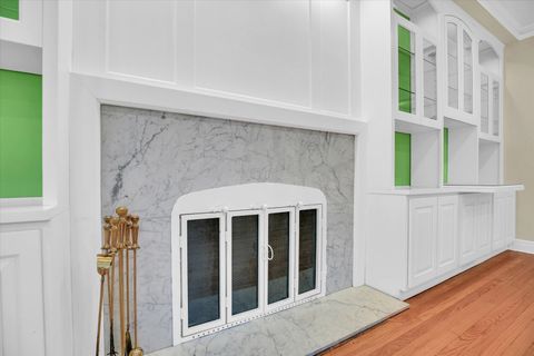 Tiny photo for 610 W Ohio Street, Urbana, IL 61801 (MLS # 12489167)