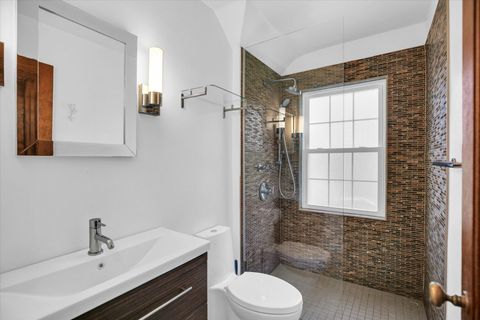 Tiny photo for 610 W Ohio Street, Urbana, IL 61801 (MLS # 12489167)