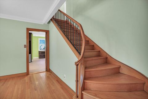 Tiny photo for 610 W Ohio Street, Urbana, IL 61801 (MLS # 12489167)